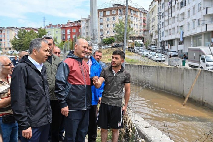 AK Parti sel felaketi sonrası sahaya indi, CHP rahatsız oldu