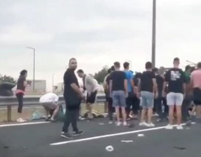 i Tekirdağ'da hafif ticari araca kamyon çarptı