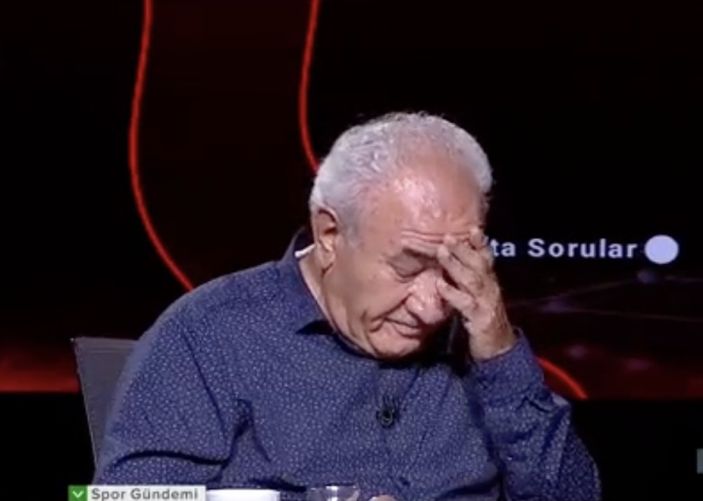 Esra Elönü'nün konuğu Vehbi Vakkasoğlu'ndan duygulandıran hikaye