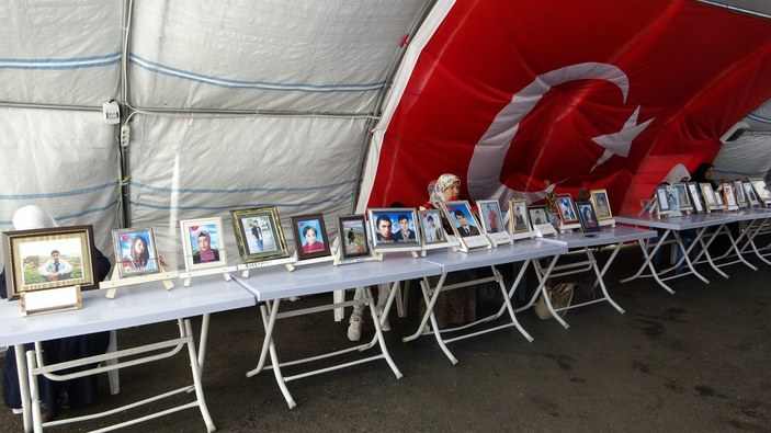 Diyarbakır'da çocukları dağa kaçırılan ailelerin bu bayram da yürekleri buruk