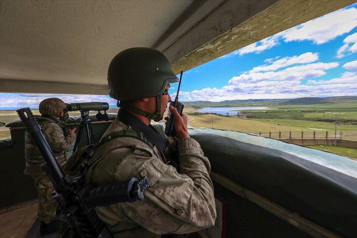 a Gürcistan ve Ermenistan sınırı ‘Hudut Kartalları’na emanet