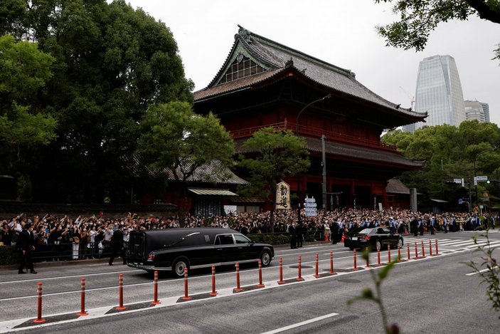 Japonya'da Şinzo Abe'ye veda günü