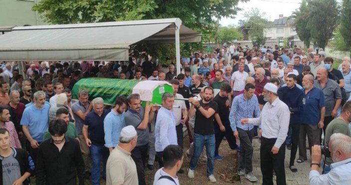 Kocaeli'de denizde boğulan 2 gence Sakarya'da veda