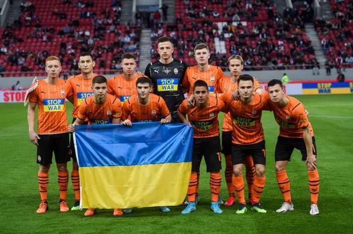 Ukrayna'da futbol yeniden başlayacak