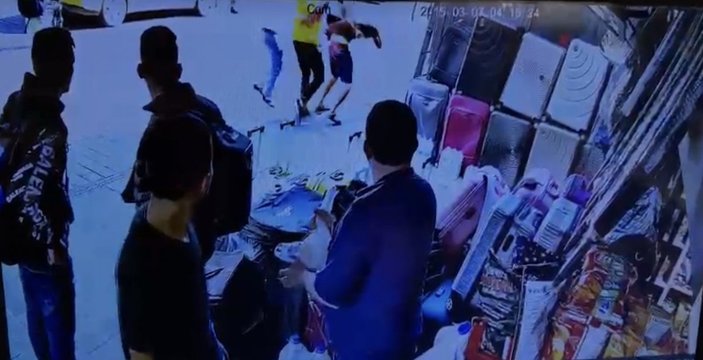 Taksim’de valiz hırsızına meydan dayağı