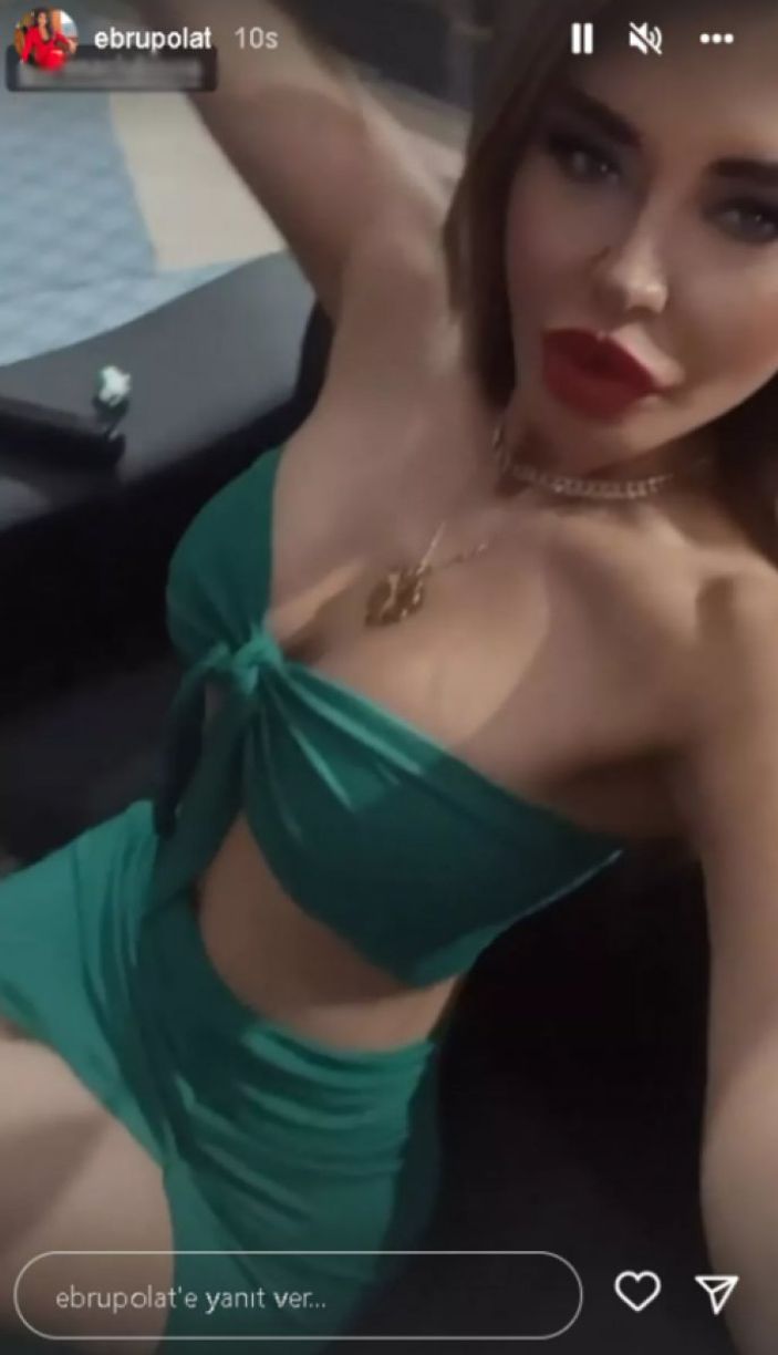 Ebru Polat kasığına kadar açtı! 'Güzelliğin halis mi?'