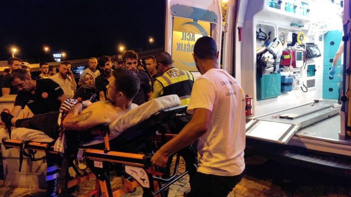 Kocaeli'de bıçaklı kavga: 1 yaralı