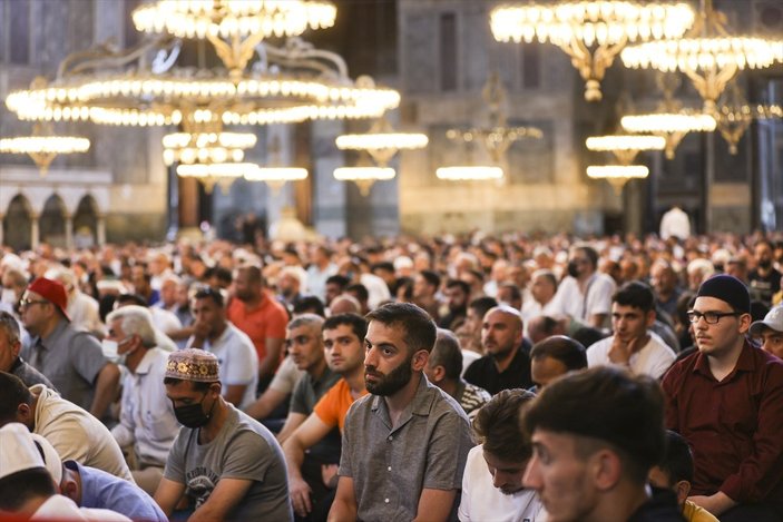 Ayasofya Camii'nde 251 şehit anıldı