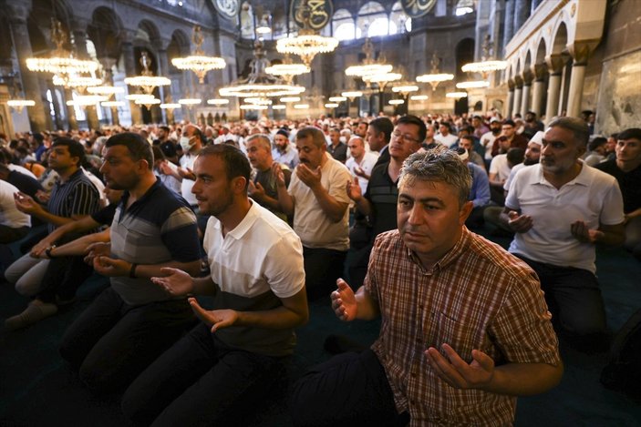 Ayasofya Camii'nde 251 şehit anıldı