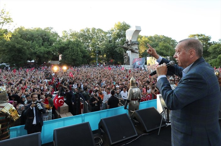 Cumhurbaşkanı Erdoğan Saraçhane'de konuştu