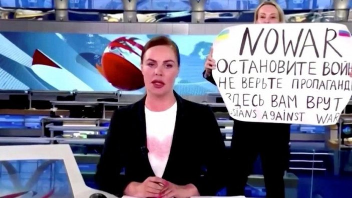 Putin'den Rus medyasının faaliyetlerini yasaklayan ülkelere misilleme