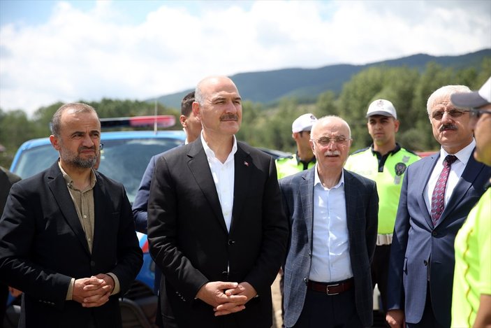 Süleyman Soylu, bayram tatilinden dönen sürücüleri uyardı