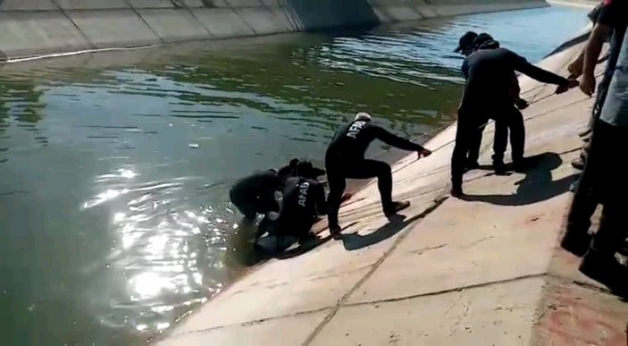 Diyarbakır'da sulama kanalına giren gencin cesedi çıkarıldı