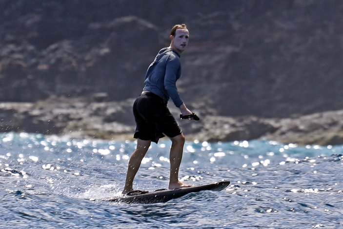 Mark Zuckerberg, su kayağı yaptı