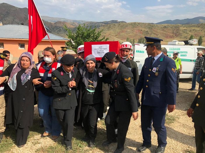 Şehit Uzman Çavuş Taşkın, Erzurum'da son yolculuğuna uğurlandı