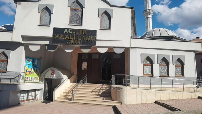 iha Zonguldak'ta sabıkalı şahıs camiyi yakmaya çalıştı