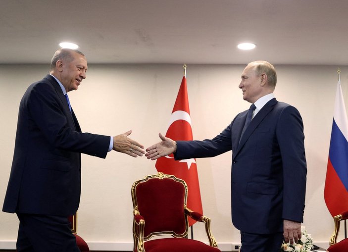 Rusya Devlet Başkanı Putin, Cumhurbaşkanı Erdoğan'ı beklerken
