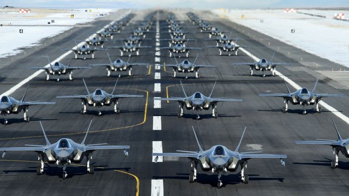 Pentagon ve Lockheed Martin, 375 adet F-35 savaş uçağı üretecek