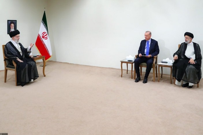 Cumhurbaşkanı Erdoğan İran'ın dini lideri Hamaney ile görüştü