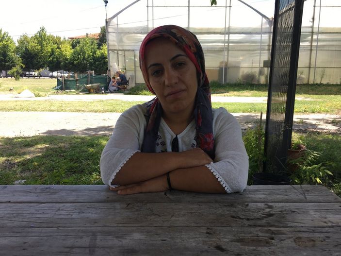Kars'ta eşine bıçak çeken saldırgan, çocuklarının kafasını yardı