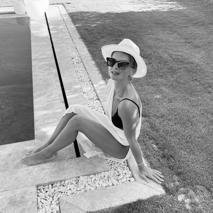 Pelin Karahan fit vücudunu sergiledi! 'Nasıl eridin'