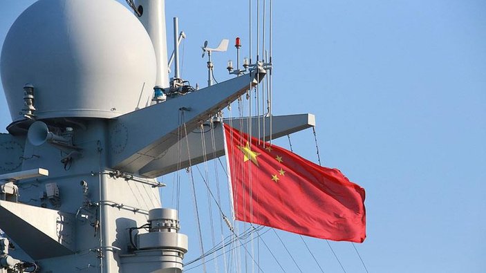 Çin donanma gemisi, Japonya kara sularını ihlal etti