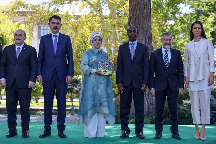 a Dünya Bankası'ndan Emine Erdoğan'a ödül