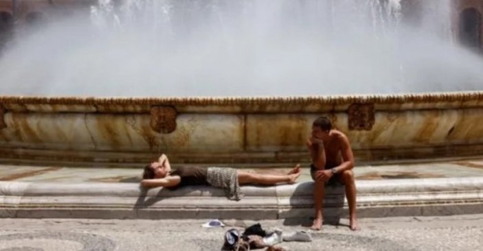 Portekiz'de sıcak hava dalgası 1065 kişinin ölümüne sebep oldu