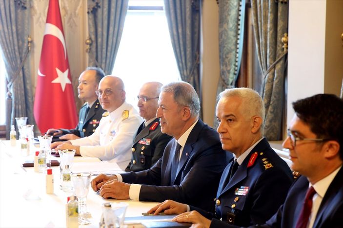 a Hulusi Akar, Sergey Şoygu ile görüştü