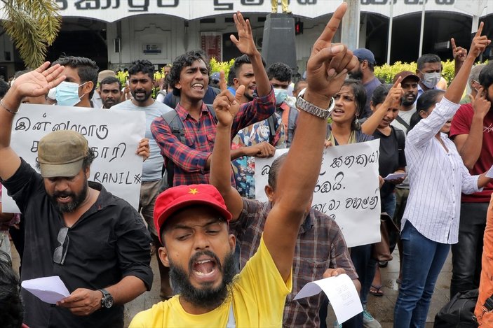 Sri Lanka'da güvenlik güçlerinden göstericilere müdahale