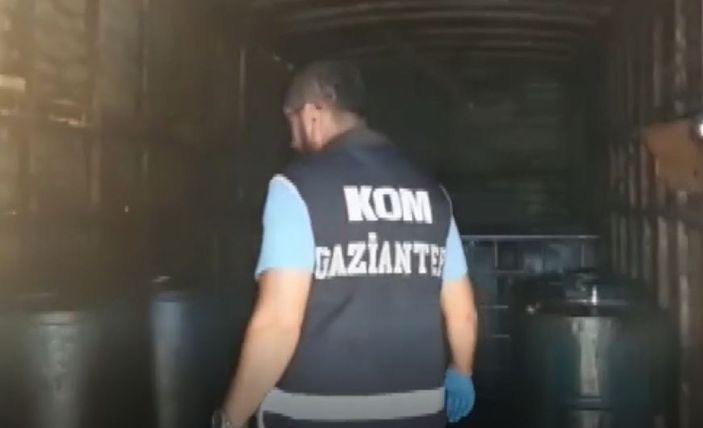 iha Gaziantep'te kaçakçılık operasyonu: bin 500 litre akaryakıt ele geçirildi