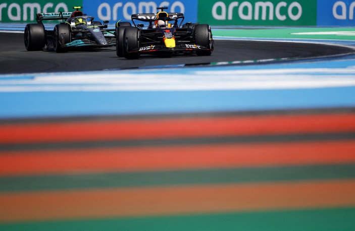 Fransa GP'de kazanan Verstappen