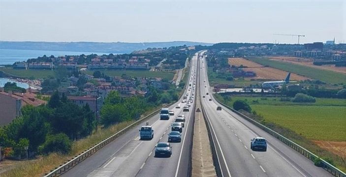 i İstanbul’dan Trakya'ya gelen günübirlik tatilciler dönüş yolunu doldurdu