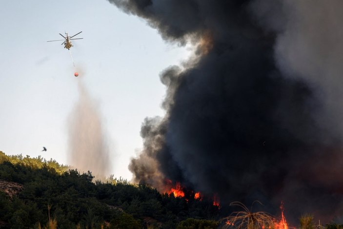 Yunanistan’da ormanlar yanıyor: Felakette ikinci gün