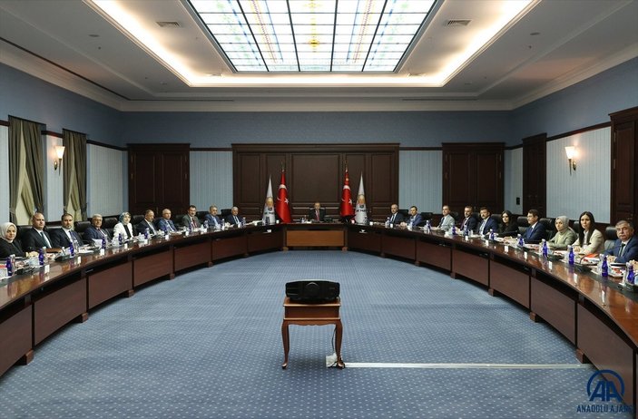 AK Parti MYK, Cumhurbaşkanı Erdoğan başkanlığında toplandı