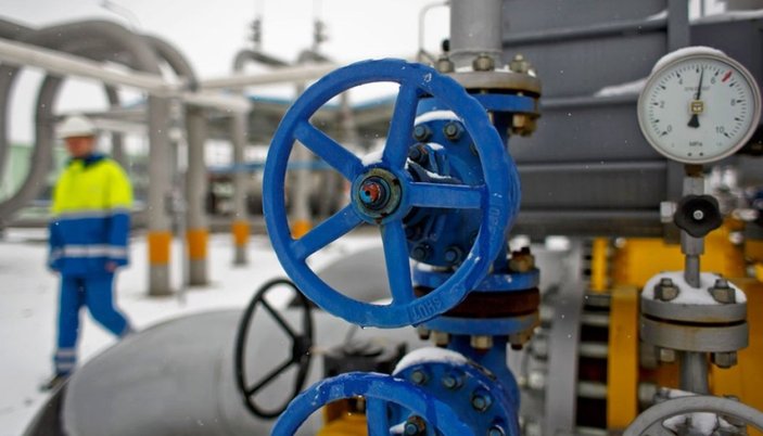 Rusya'dan Avrupa'ya gaz akışı yarı yarıya düşüyor
