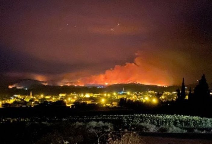 Yunanistan'da çıkan yangın, Edirne'nin sınır köylerine dayandı