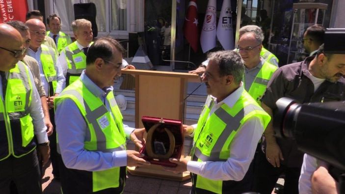 i Fatih Dönmez: Hiçbir bor ürününü cevher olarak satmıyoruz