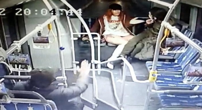 Metrobüste taciz iddiası: 25 gün sonra yakalandı