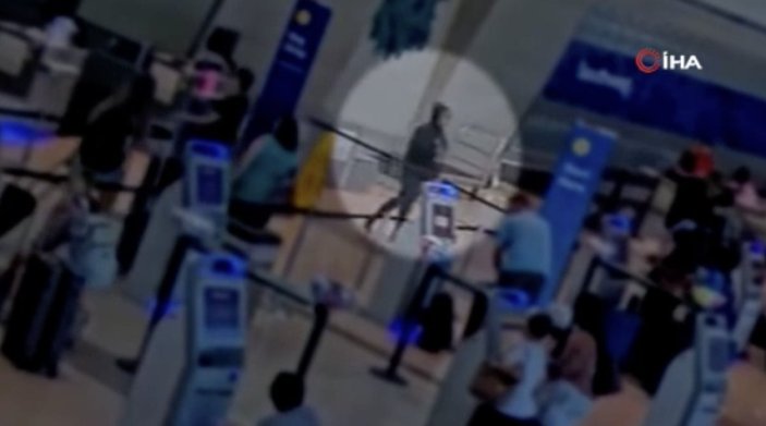 ABD'de havaalanındaki saldırganın etkisiz hale getirilme anı
