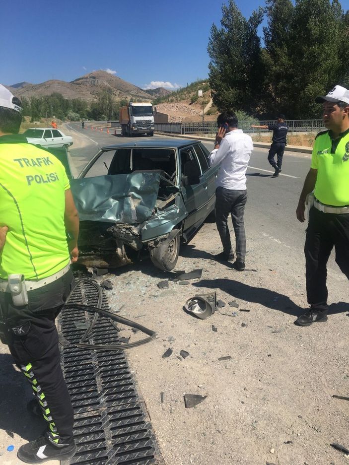Gümüşhane'de trafik kazası: 8 yaralı