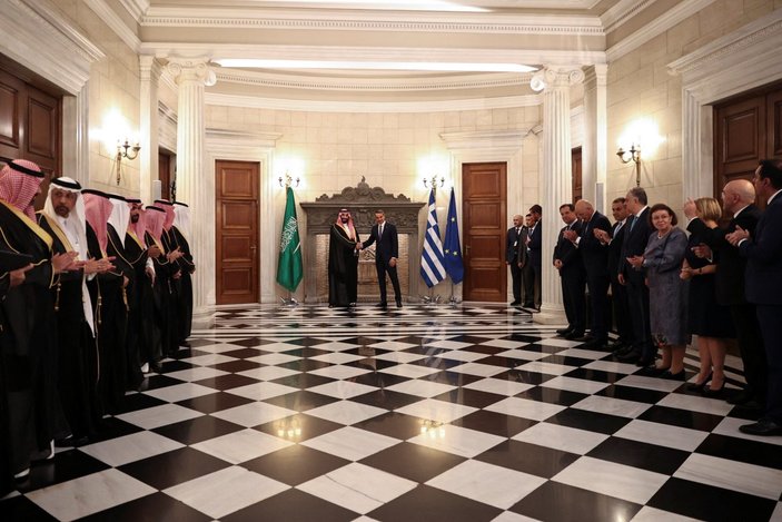 Suudi Veliaht Prens Selman, Kiryakos Miçotakis ile Atina'da görüştü