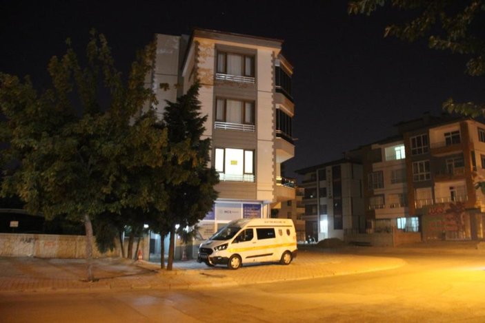 Konya'da 16 yaşındaki çocuk sigara tartışmasında babasını öldürdü