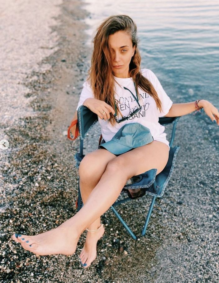 Çukur'un Efsun'u boylu boyuna uzanınca...'Altına bir şey giymemiş mi yoksa'