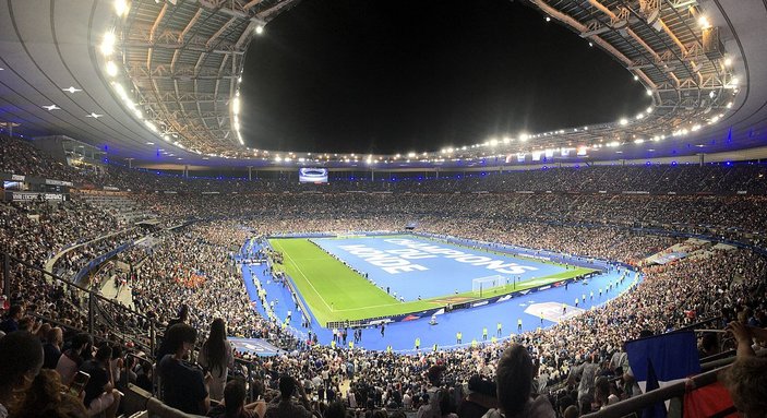 Fransa’da akşam maçları yasaklanabilir
