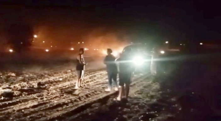 Çanakkale'de çocukların attığı torpil, anız yangını çıkardı