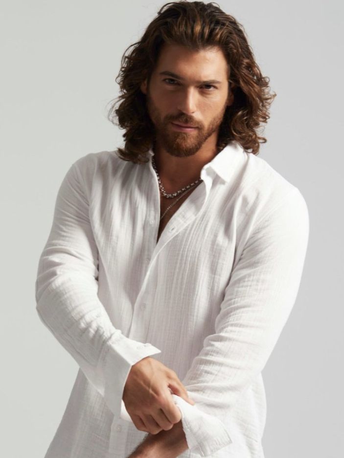 Can Yaman'ın sarışın aşkı ortaya çıktı! Görenler büyülendi...