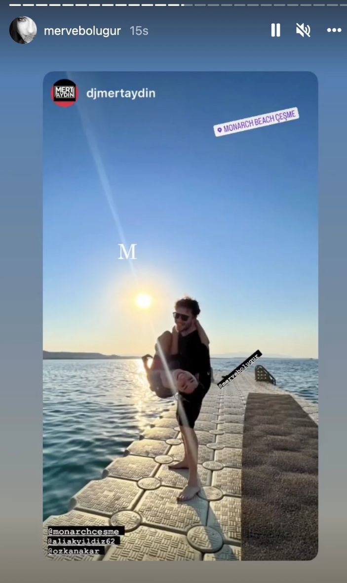 Merve Boluğur yeni aşkıyla boy gösterdi! Tebrik mesajları yağdı...