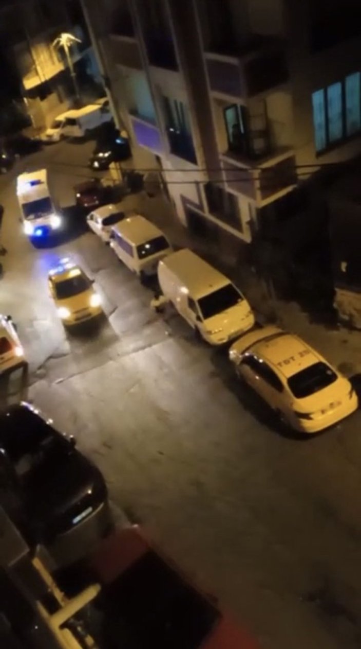 İstanbul’da sokak ortasında kalbinden bıçaklanarak öldürüldü