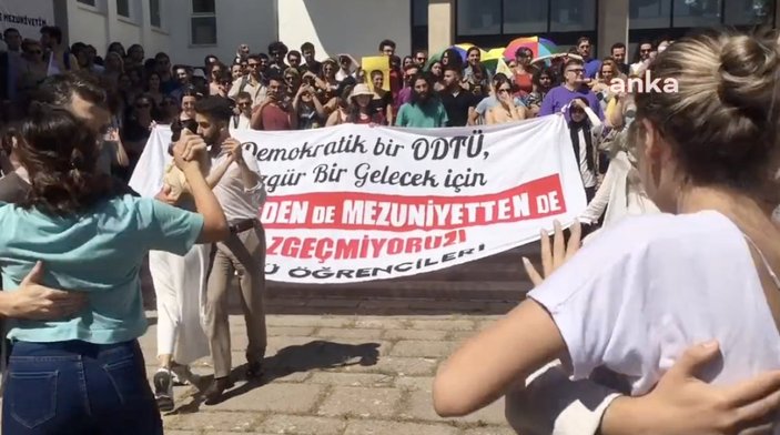 ODTÜ'de iptal edilen mezuniyet töreni protestosu